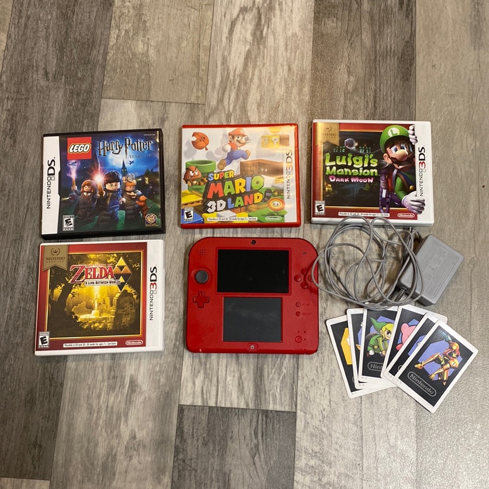 Nintendo 2DS and games